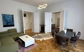 Artliving Apartment-Top 3 Self Check-In